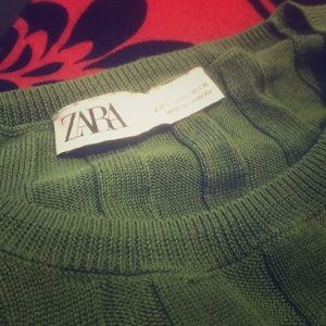 Women’s large form-fitting Zara long sleeve shirt